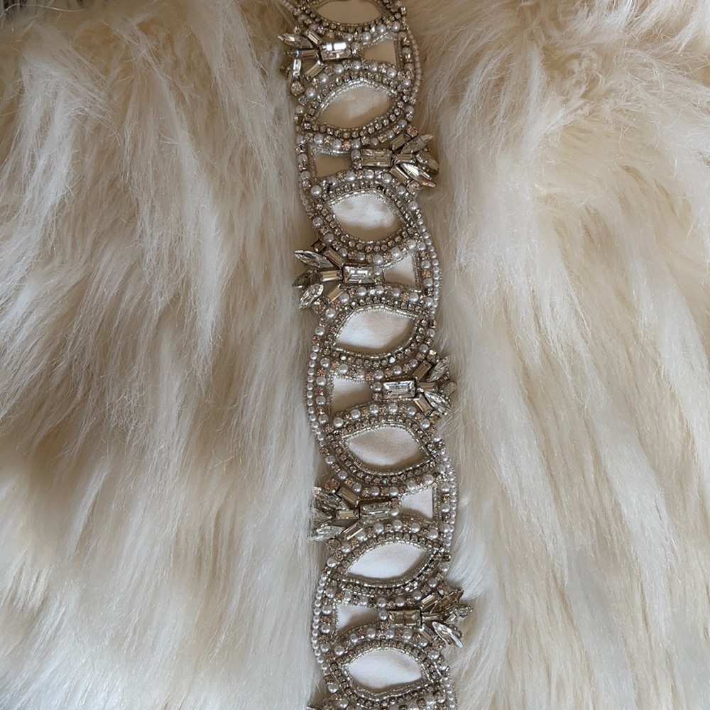 Paloma Blanca Belt
